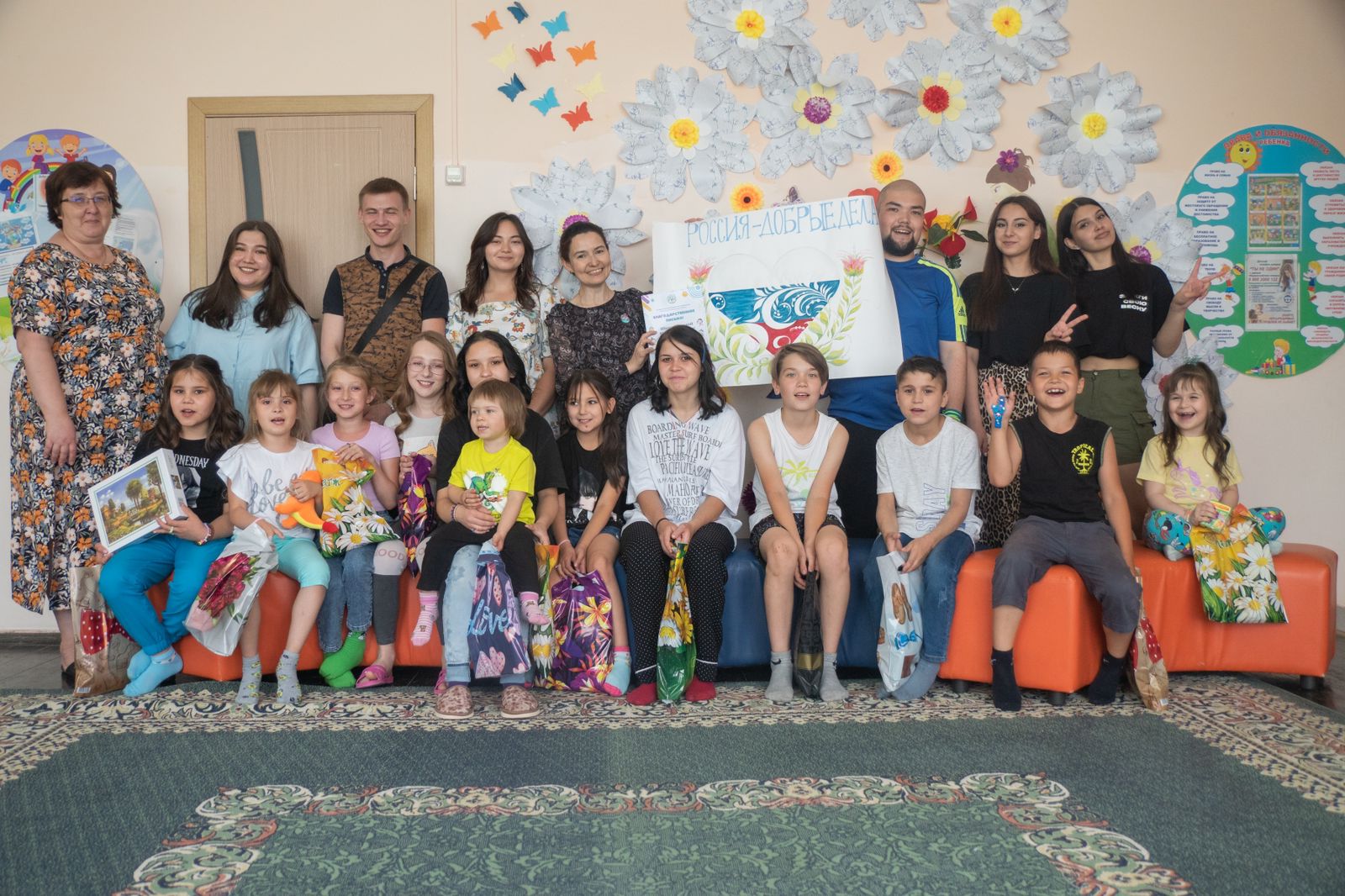 Студенты Уфимского университета совершили благотворительную поездку в социальный приют «Семья»