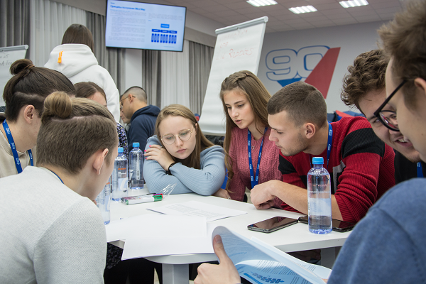 Студенты заглянули в будущее «Газпром нефти» через 100 лет