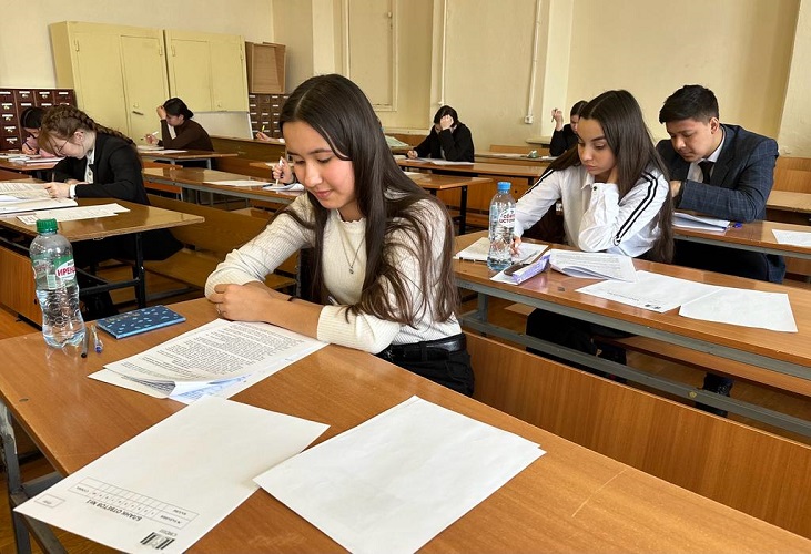 Более 200 школьников собрал заключительный этап Северо-Восточной олимпиады по башкирскому языку и литературе