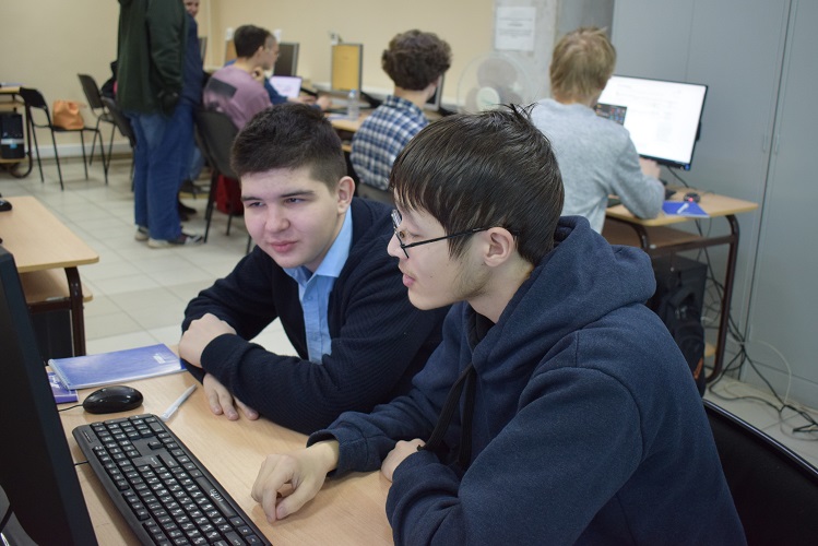 Команда студентов УУНиТ стала лидером региона на интеллектуальной олимпиаде IQ-ПФО по программированию