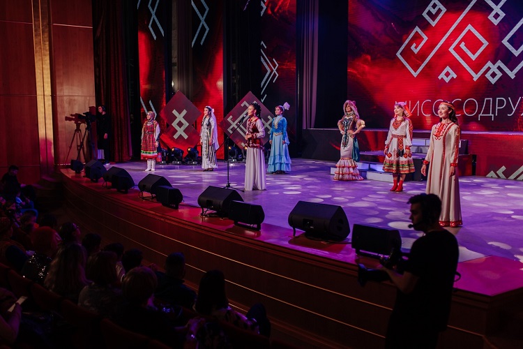 Красавицы УУНиТ стали лучшими на конкурсе «Мисс Содружество – 2023»
