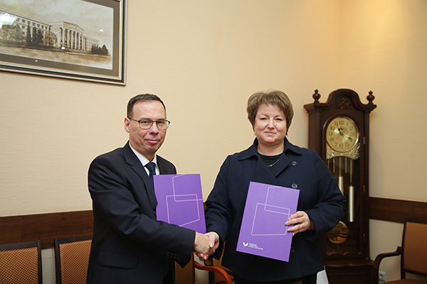 Уфимский университет и Центр образования №35 подписали соглашение о сотрудничестве
