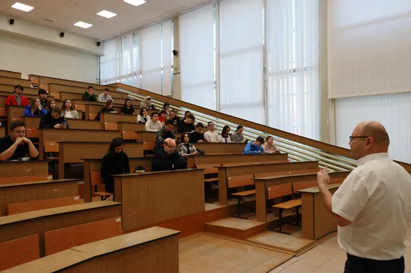 В Уфимском университете состоялся «Открытый диалог», посвященный избирательной системе России