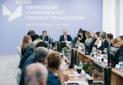 Выездное заседание Учёного совета УУНиТ прошло в Нефтекамском филиале
