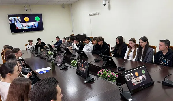 Студенты Уфимского университета выступили на Круглом столе по вопросам укрепления международных связей