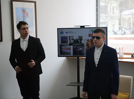 Организатором Книжного клуба УУНиТ выступил студент Артем Бондаренко