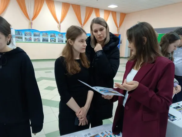 В Давлеканово УУНиТ организовал собрание для родителей выпускников школ