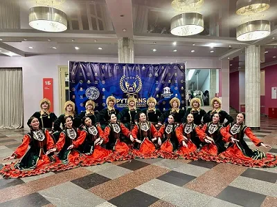 Народный ансамбль танца «Айтуган» триумфально выступил в Москве