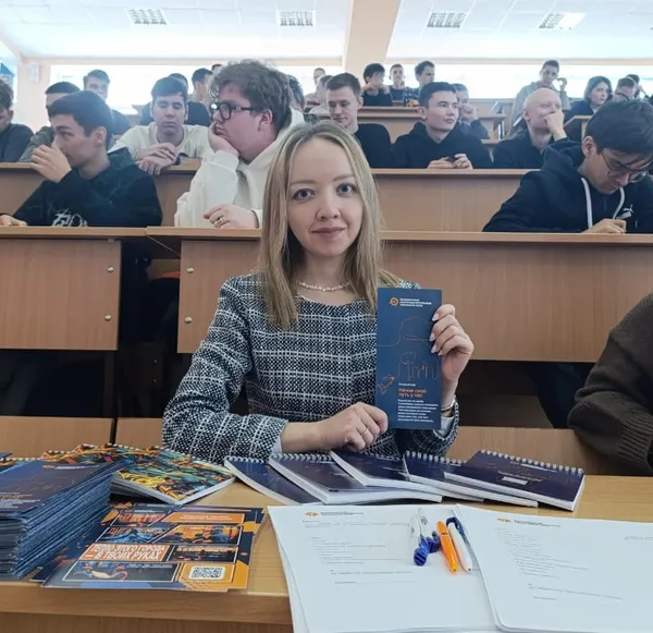 "Все работы перспективны, выбирай на вкус": ведущие компании собрались на Дне карьеры ФАДЭТ