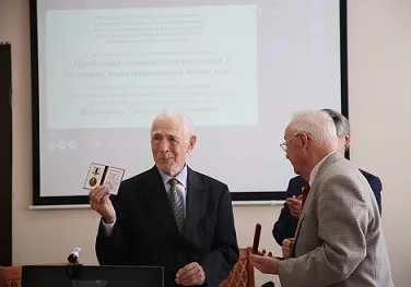 Российские ученые-социологи в УУНиТ обсудили вопросы развития полиэтнического общества