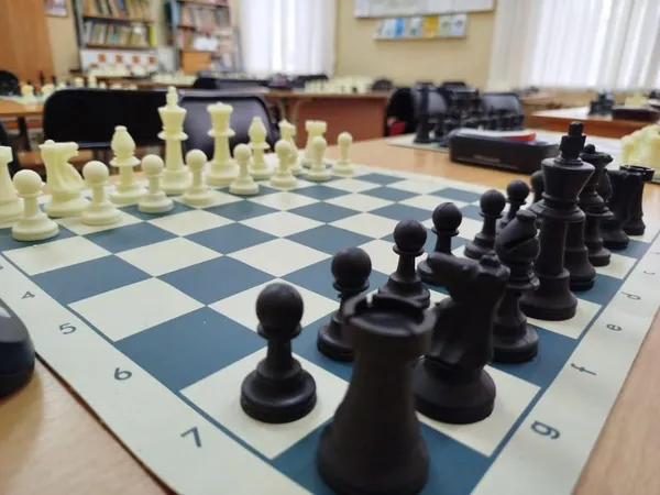 В зачет Спартакиады УУНиТ: сражение на черно-белом поле