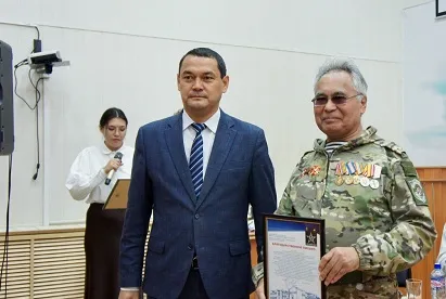 Диалог сквозь слезы: в Сибайском филиале прошла встреча с матерями погибших студентов и бойцами СВО