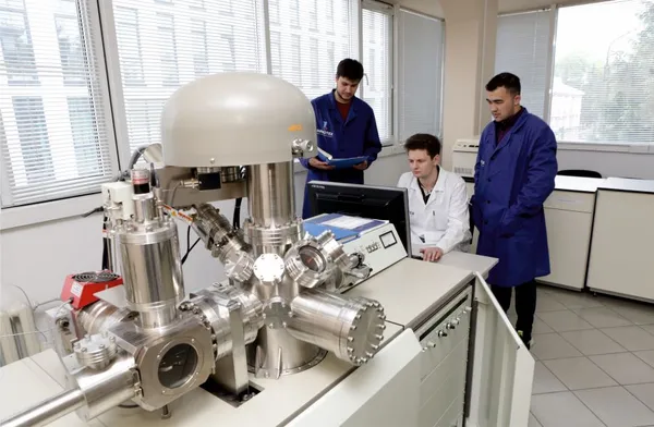 Студент и аспирант УУНиТ получили награды от крупной госкорпорации