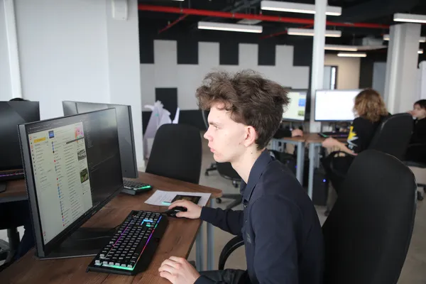 Всероссийская олимпиада школьников «Высшая проба»: открываем двери в будущее вместе с УУНиТ!