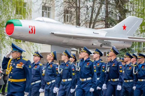 Поздравление ректора Вадима Захарова с Днем защитника Отечества