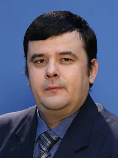 Руслан Хакимов Миратович