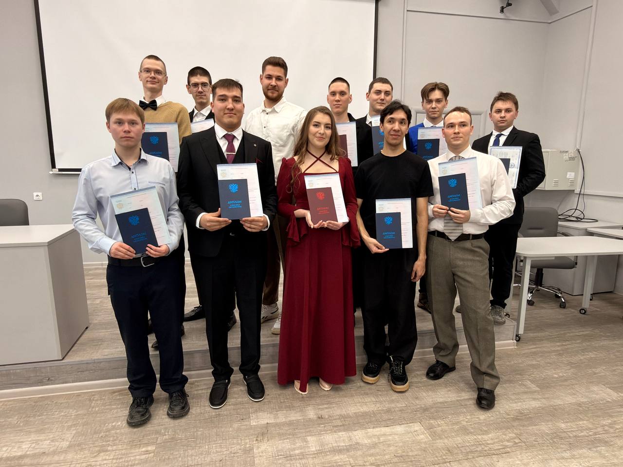 19 февраля 2026 года состоялось вручение дипломов нашим выпускникам по специальности «Проектирование технологических машин и комплексов»  (группа ПТМ-606)