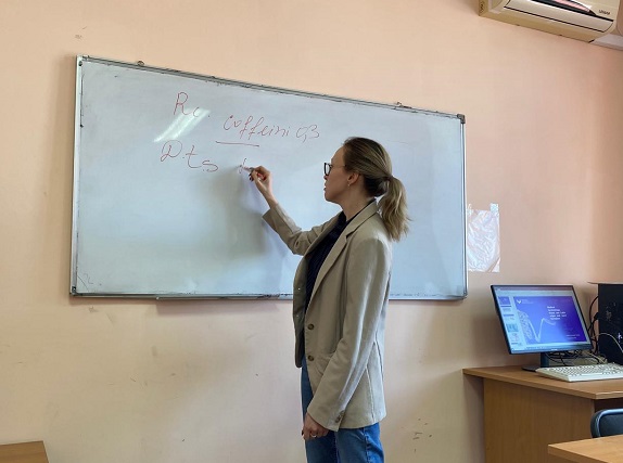 Финальный тур выступлений на английском языке