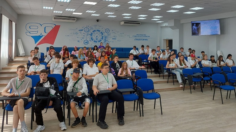 Университетские смены в УУНиТ