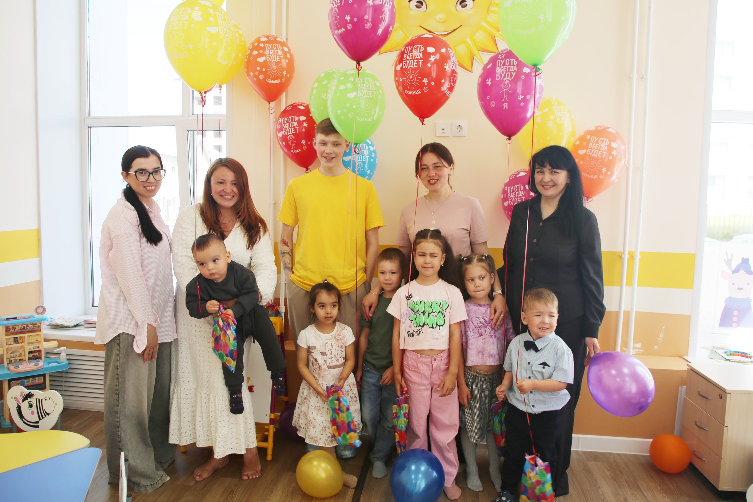 «Планета детства»: в УУНиТ прошел утренник, посвященный Дню защиты детей