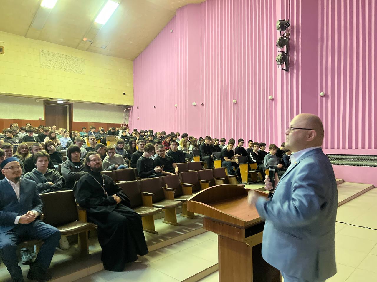 Нравственное наследие и семейная преемственность