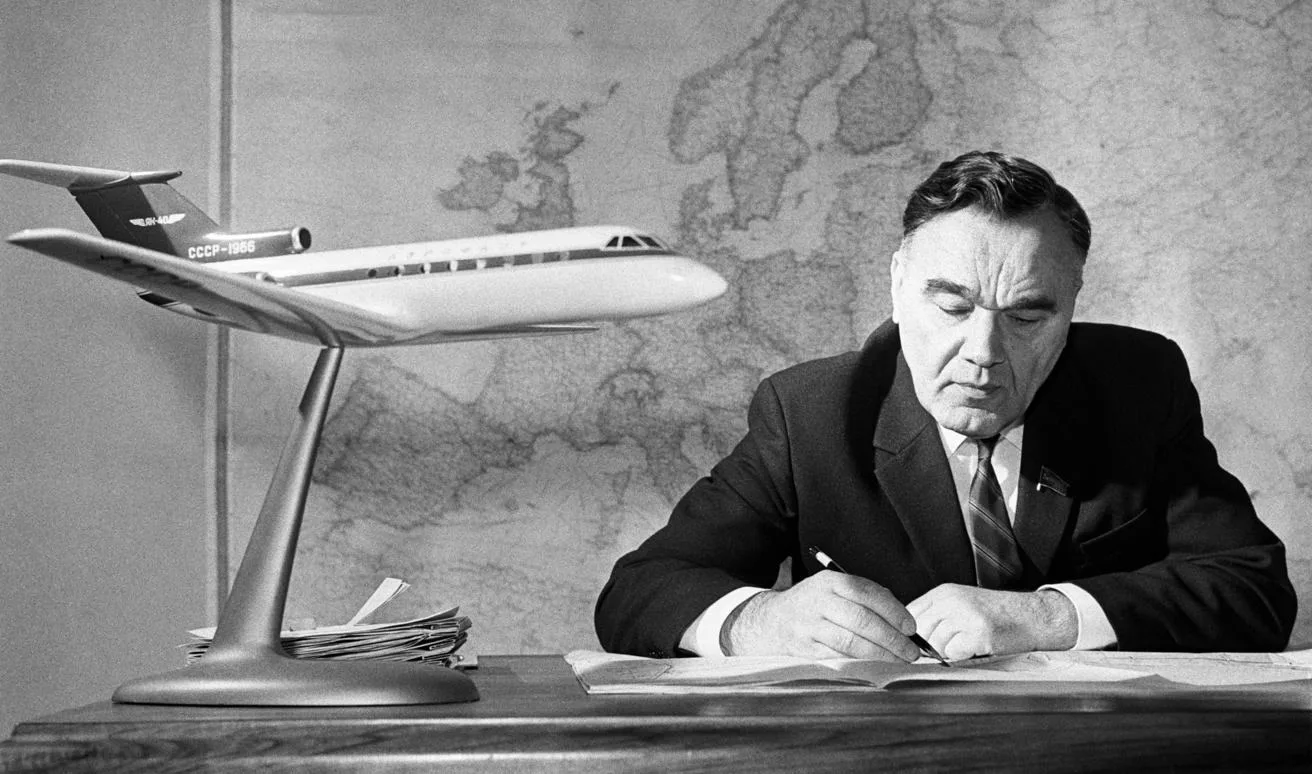 К 120-летию авиаконструктора Александра Яковлева: история легендарного КБ глазами студентов УУНиТ